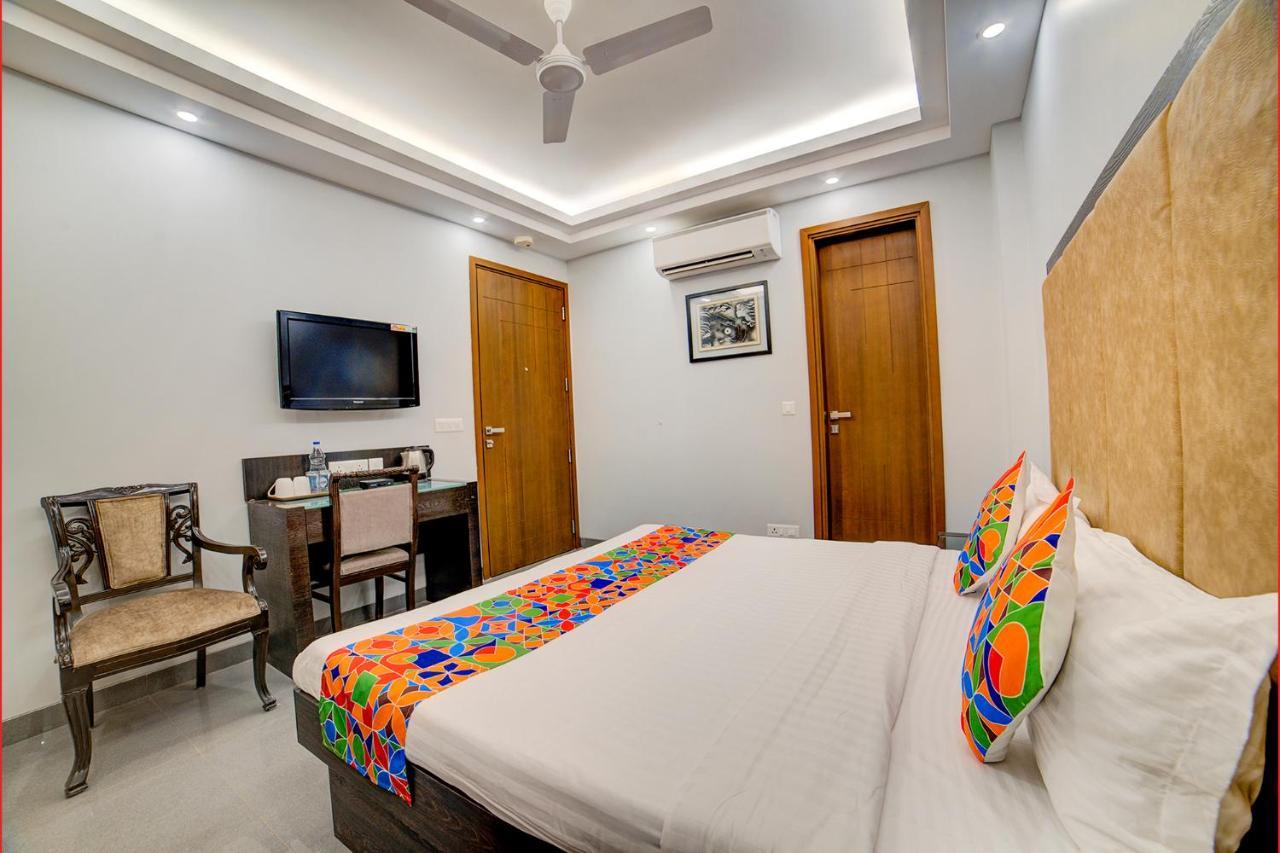 Fabhotel Exotica Greenpark Neu-Delhi Exterior foto