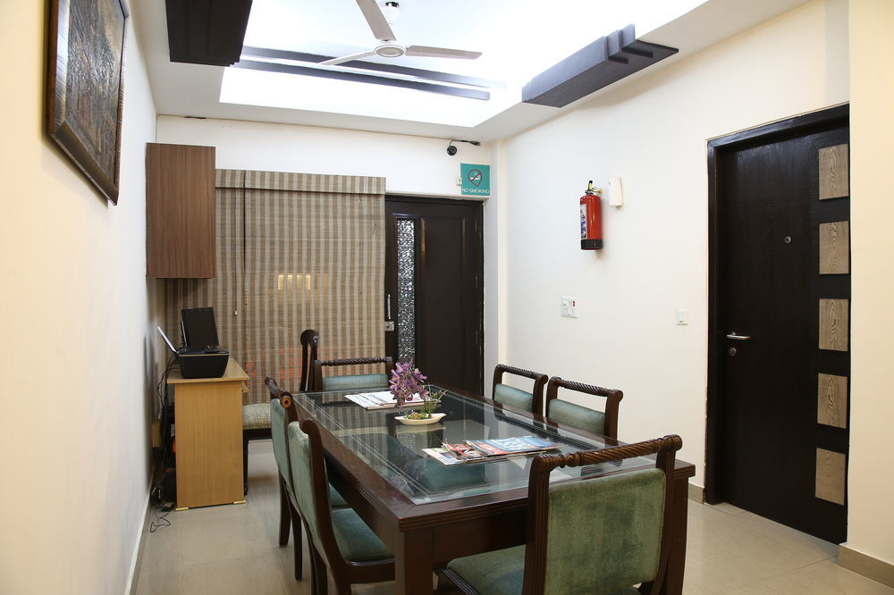 Fabhotel Exotica Greenpark Neu-Delhi Exterior foto